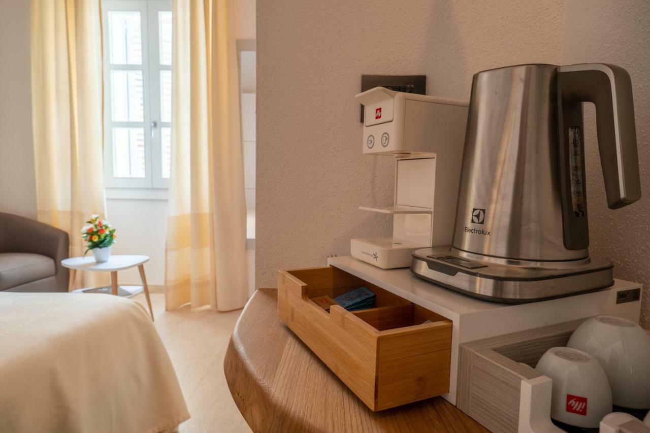 Corso Umberto Rooms 奧爾比亞 外观 照片