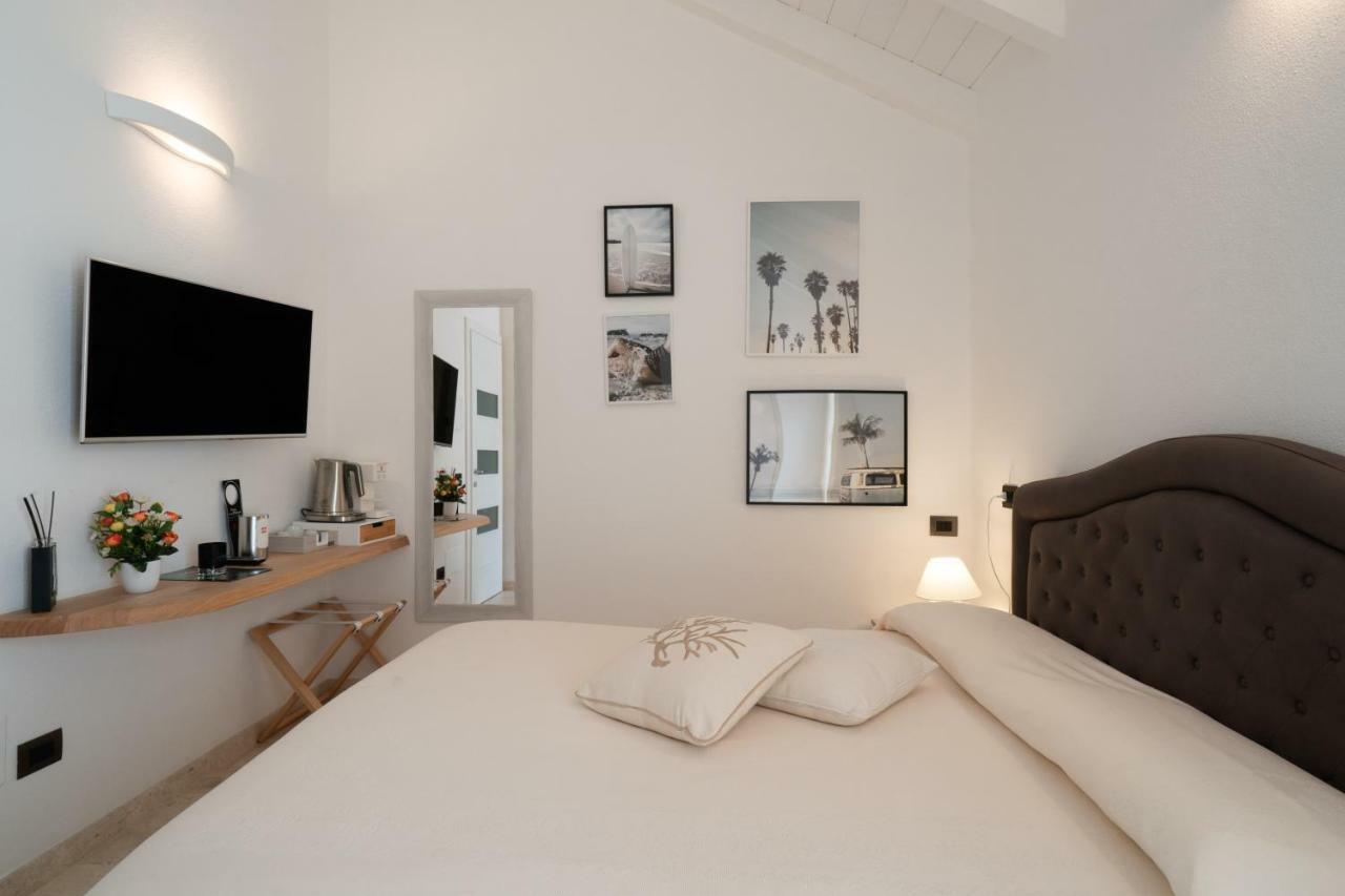 Corso Umberto Rooms 奧爾比亞 外观 照片